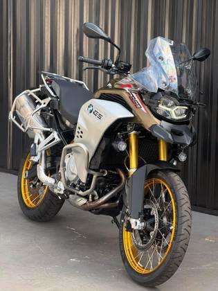 BMW F 850 GS ADVENTURE PREMIUM BMW F 850 GS ADVENTURE PREMIUM